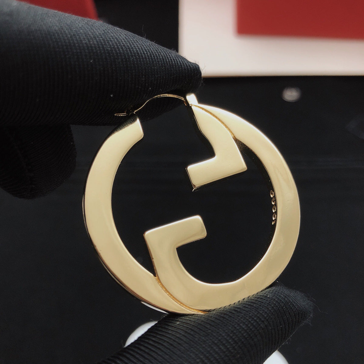 Gucci Circular Polished Earrings - album image 7