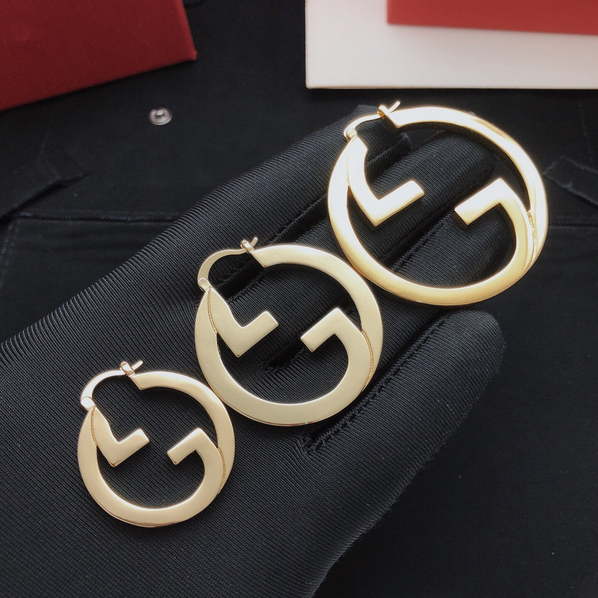 Gucci Circular Polished Earrings - album image 5