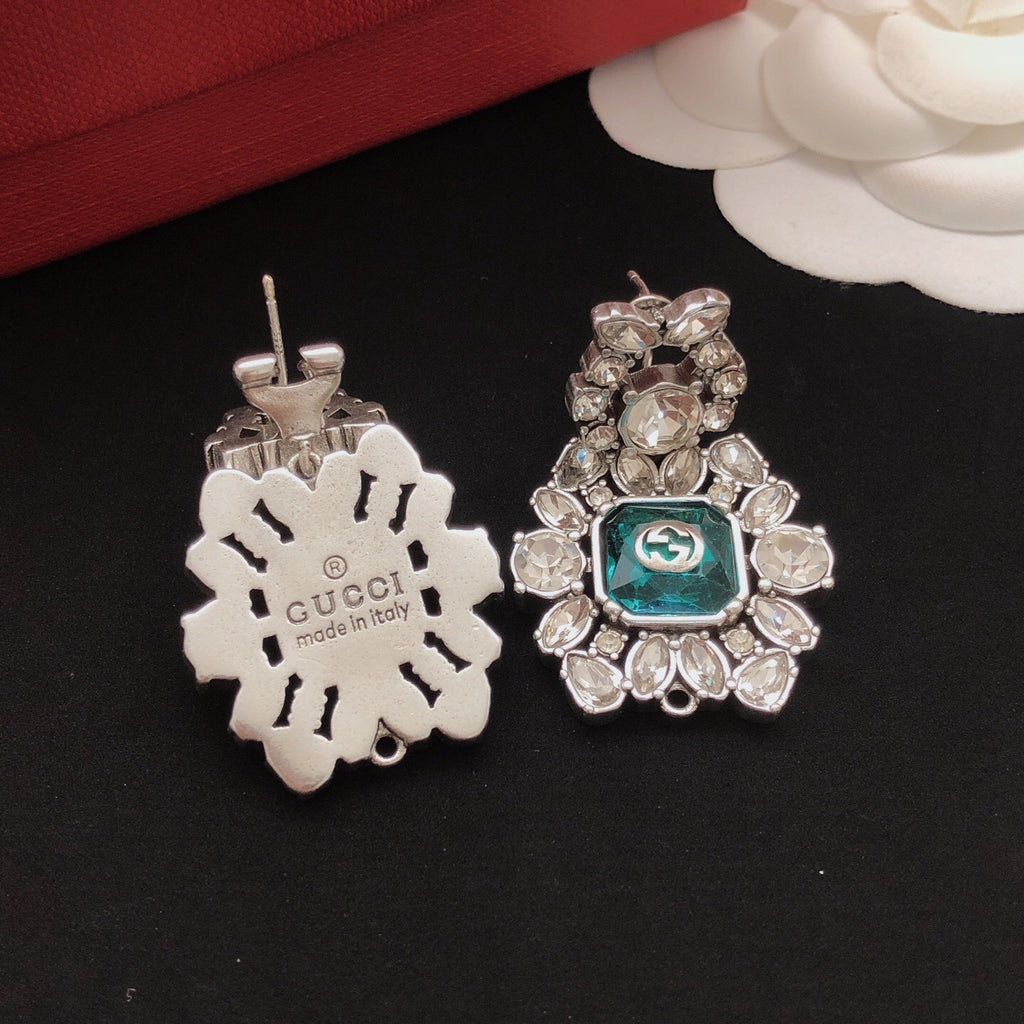 Chanel Gold-Tone Green White Pearl Earrings - album image 4