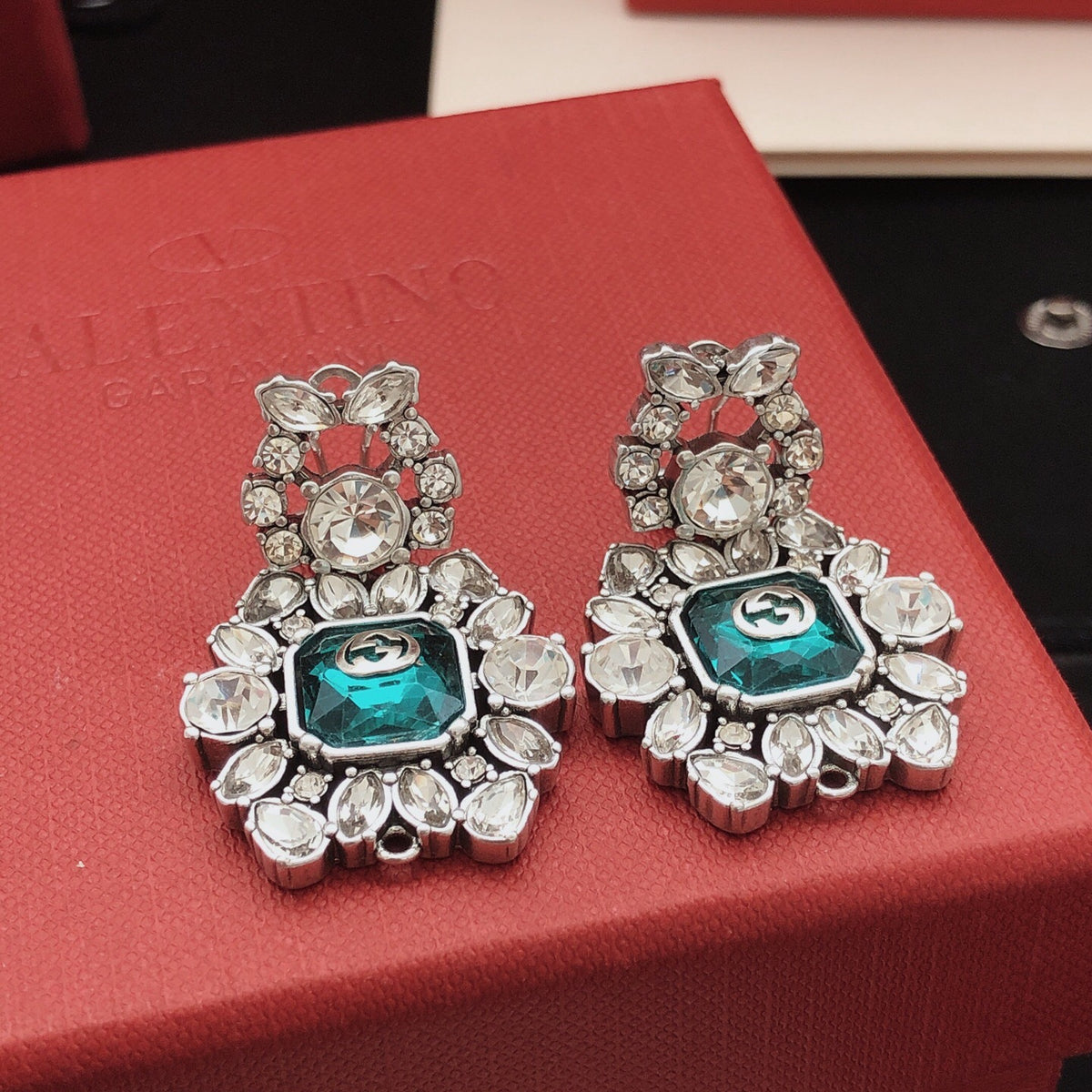 Chanel Gold-Tone Green White Pearl Earrings - album image 5