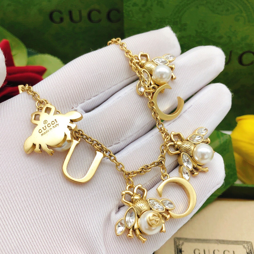 Gucci Bee Necklace - album image 7