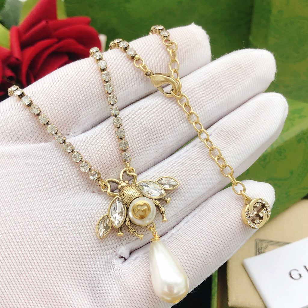 Gucci Bee Necklace - album image 9