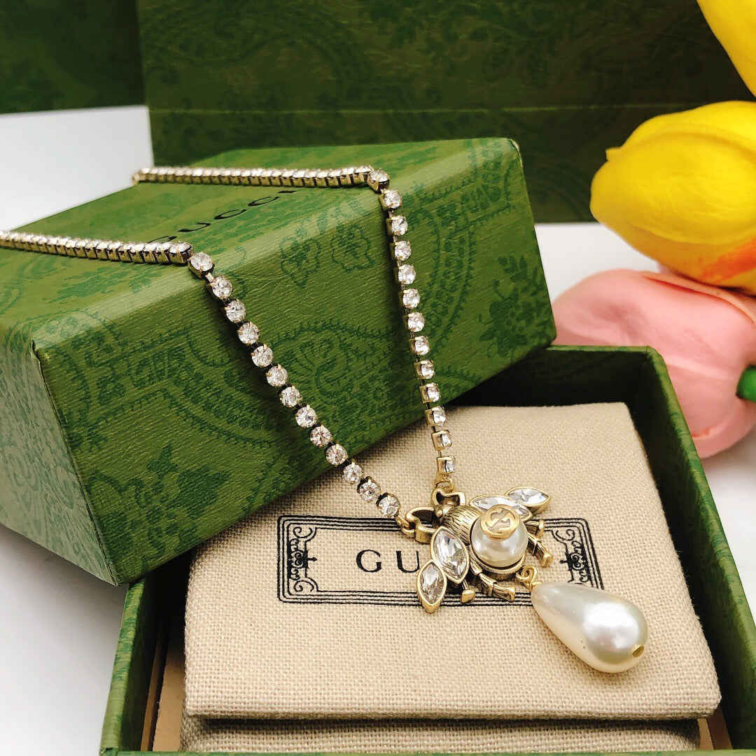 Gucci Bee Necklace - album image 8
