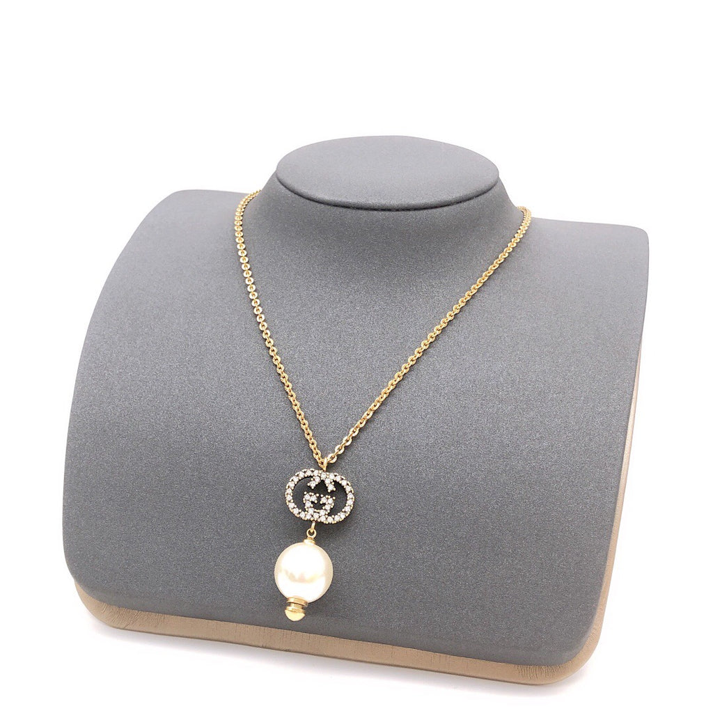 Gucci Interlocking G Pearl Necklace - album image 1
