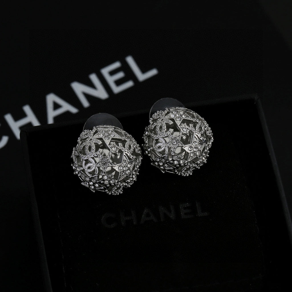 Chanel Star Circular Openwork Stud Earrings - album image 7