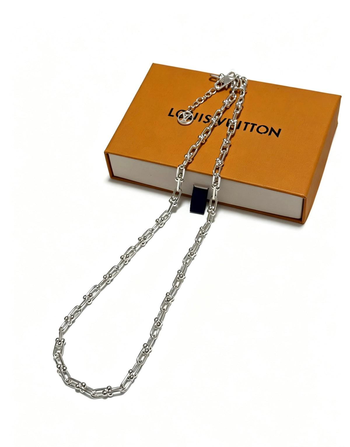 Louis Vuitton Silver-Tone Rectangular Link Chain Necklace - album image 4
