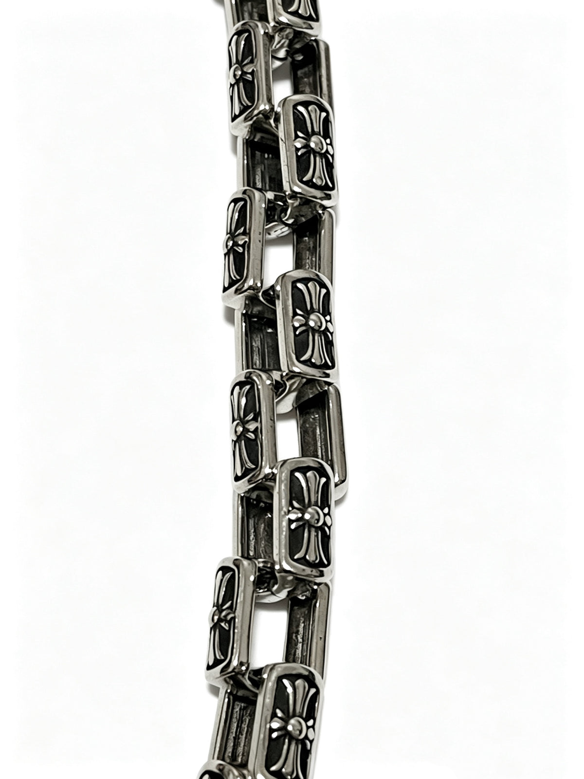 Chrome Hearts Dark Oval Link Wrist Bracelet - album image 6