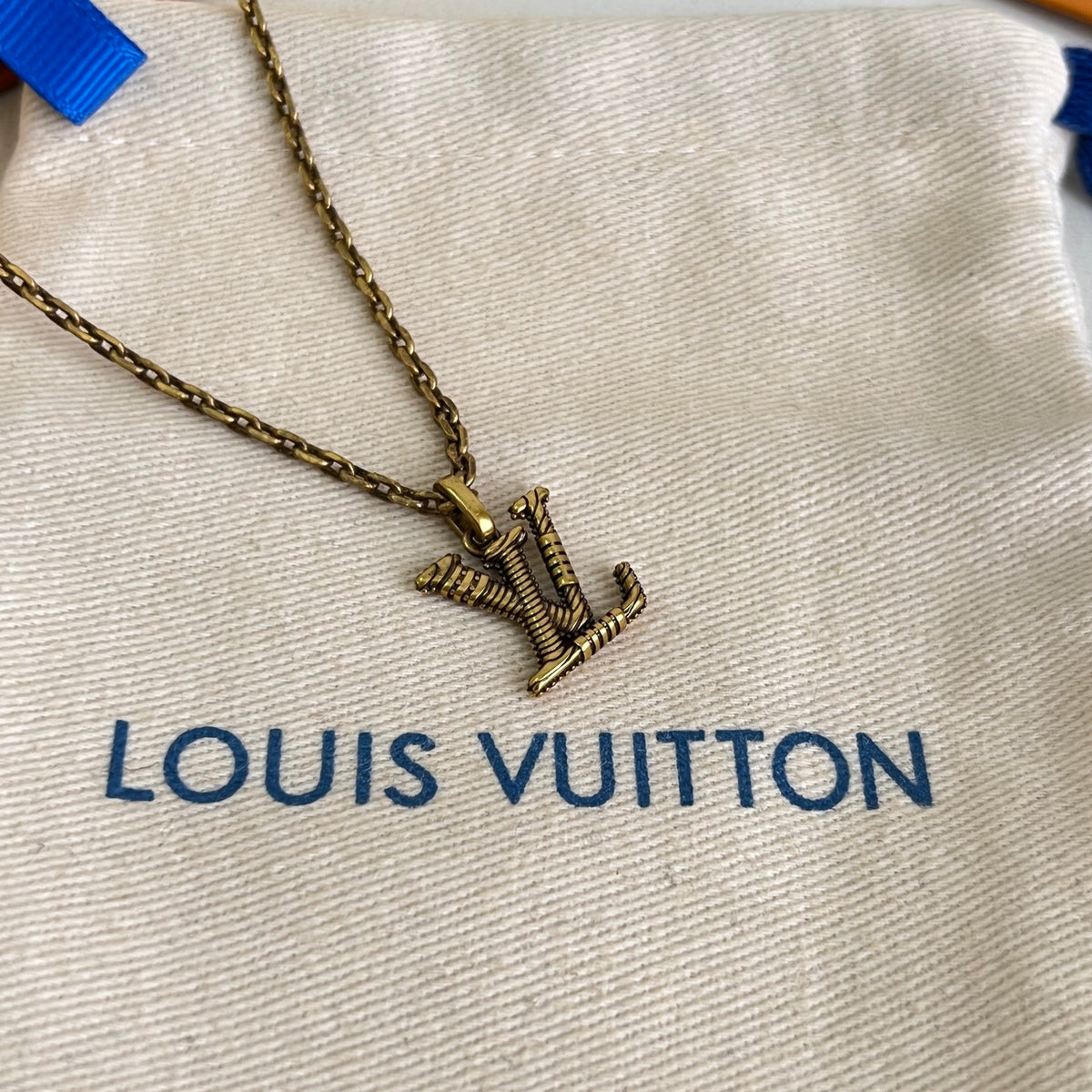 Louis Vuitton Silver-Tone Flower Pendant Necklace - album image 4
