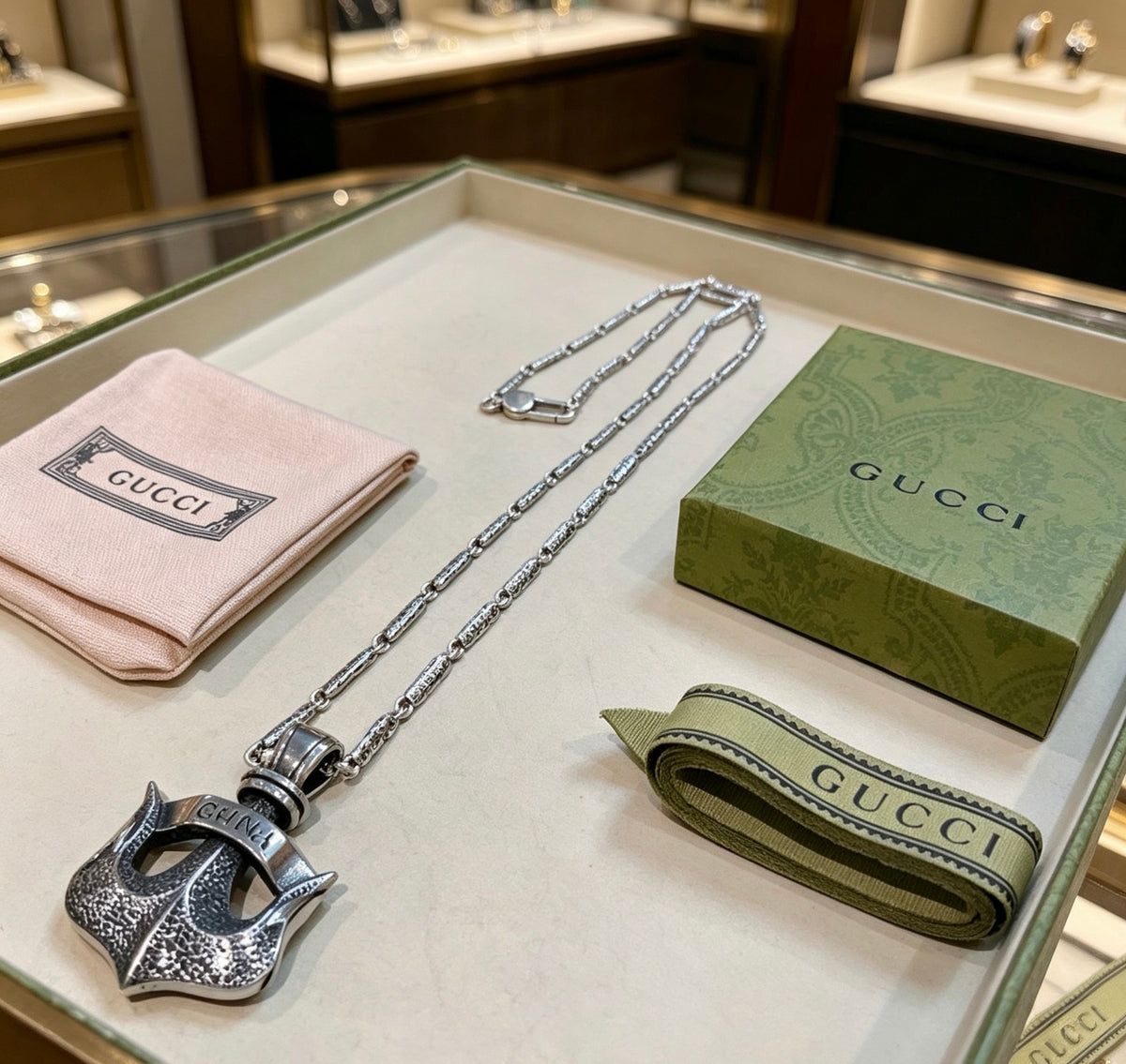 Gucci Anger Forest Interlocking G Antiqued Chain Necklace - album image 8