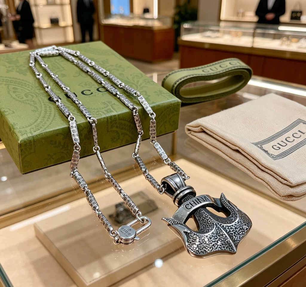 Gucci Anger Forest Interlocking G Antiqued Chain Necklace - album image 2