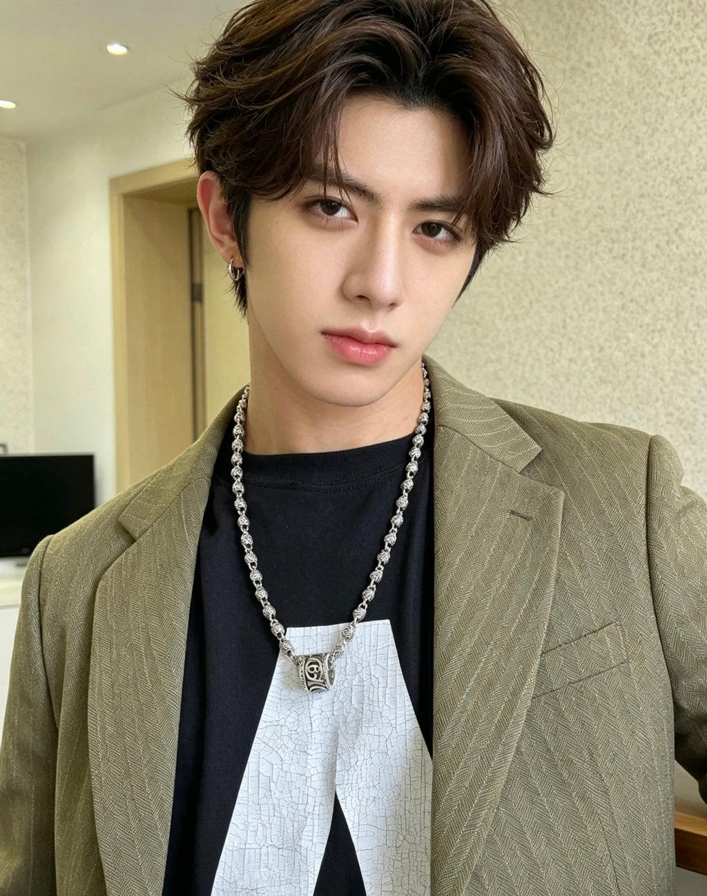 Gucci Anger Forest Interlocking G Antiqued Chain Necklace - album image 5