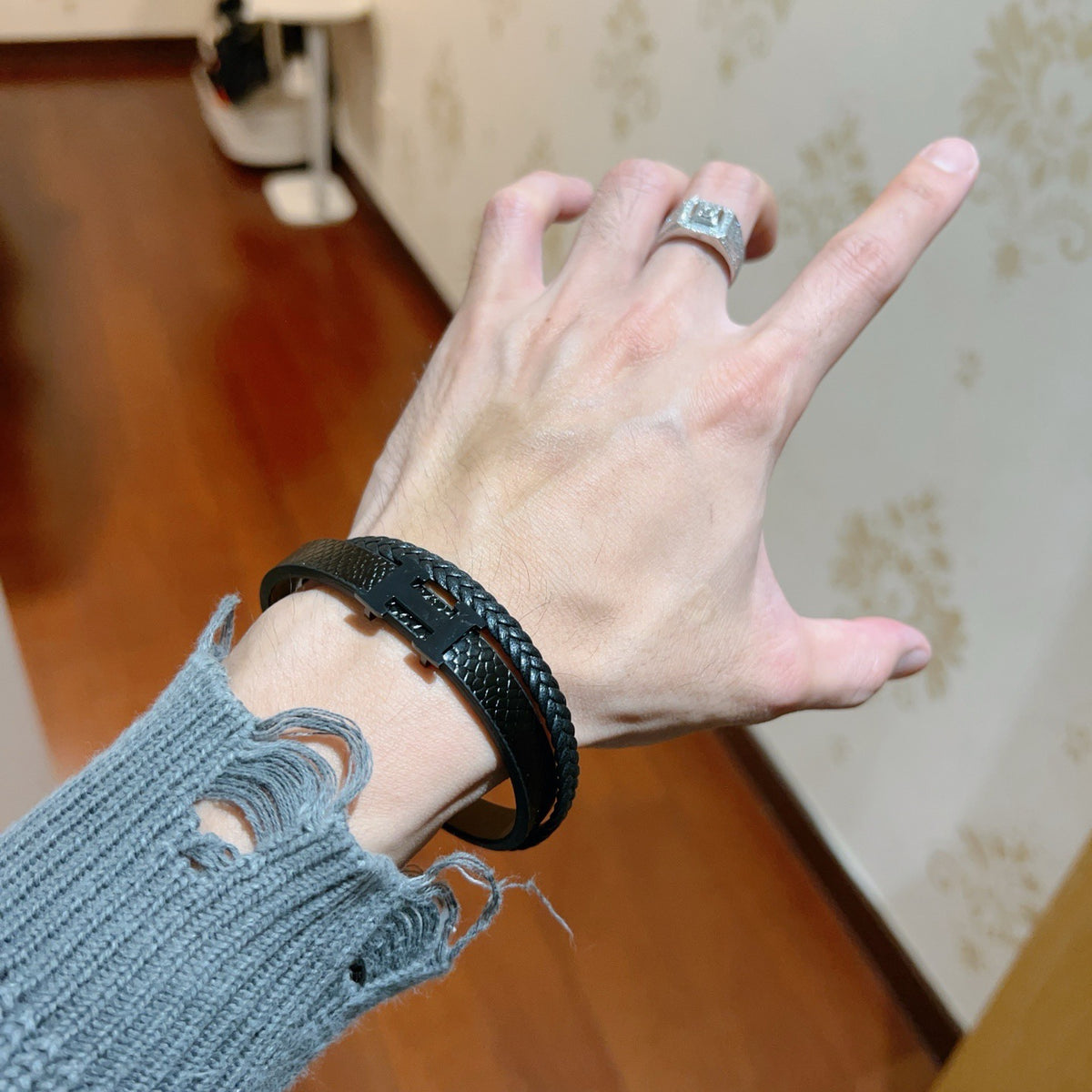 Hermès Black Leather Double-Wrap H Bracelet - album image 3