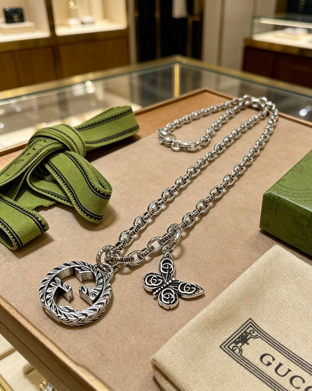 Gucci Anger Forest Interlocking G Antiqued Chain Necklace - album image 1
