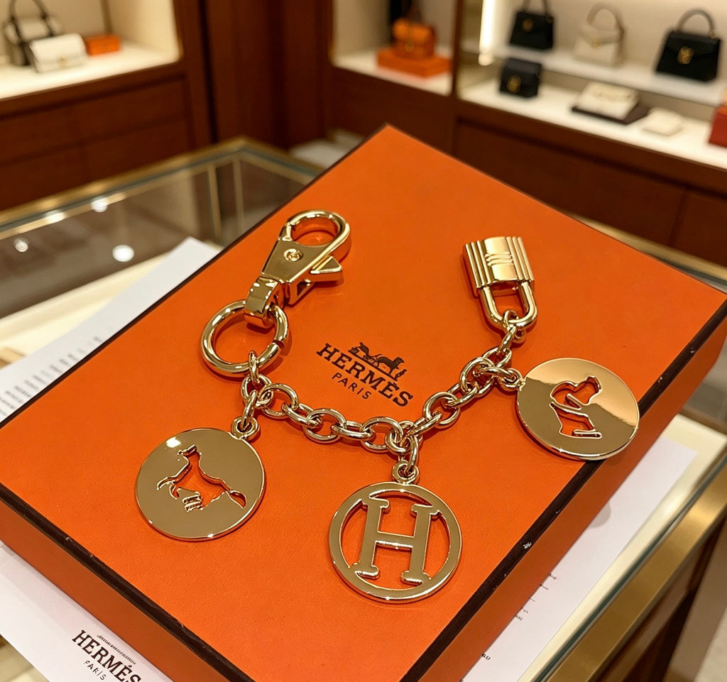 Hermès Gold-Tone H Disc Station Bracelet - album image 3