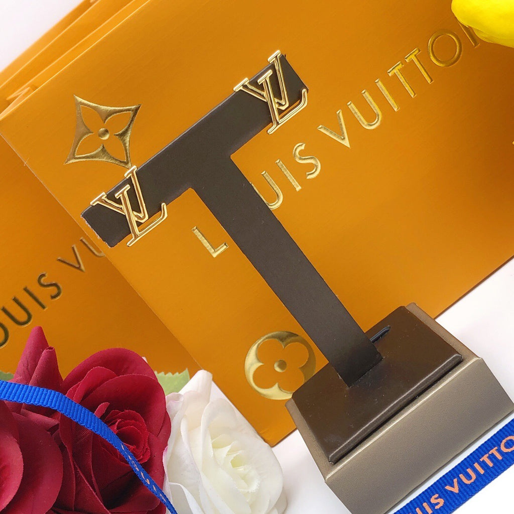 Louis Vuitton LV Letter Polished Earrings - album image 9