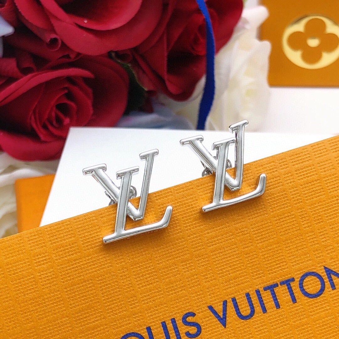 Louis Vuitton LV Letter Polished Earrings - album image 4
