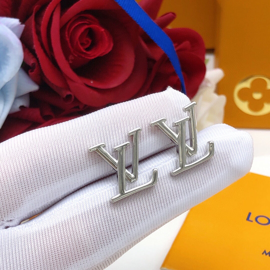 Louis Vuitton LV Letter Polished Earrings - album image 3