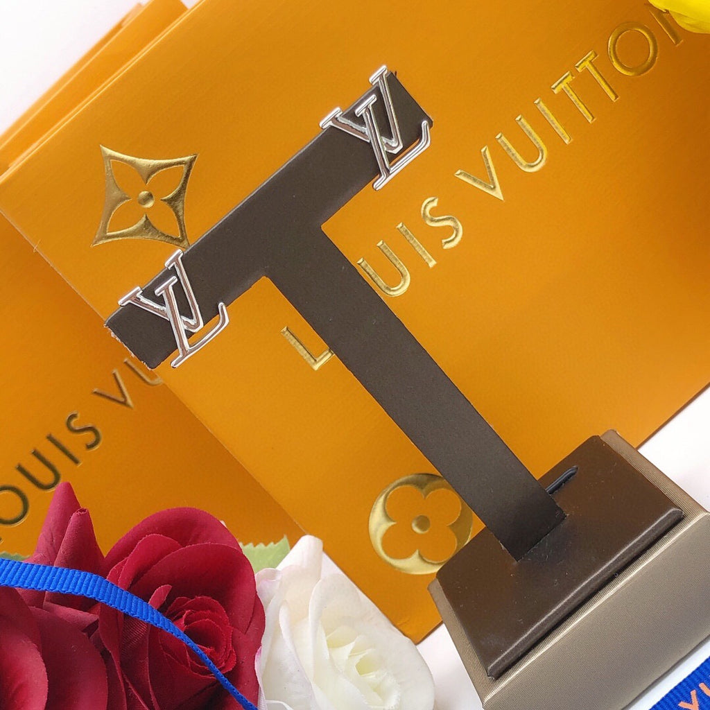 Louis Vuitton LV Letter Polished Earrings - album image 6