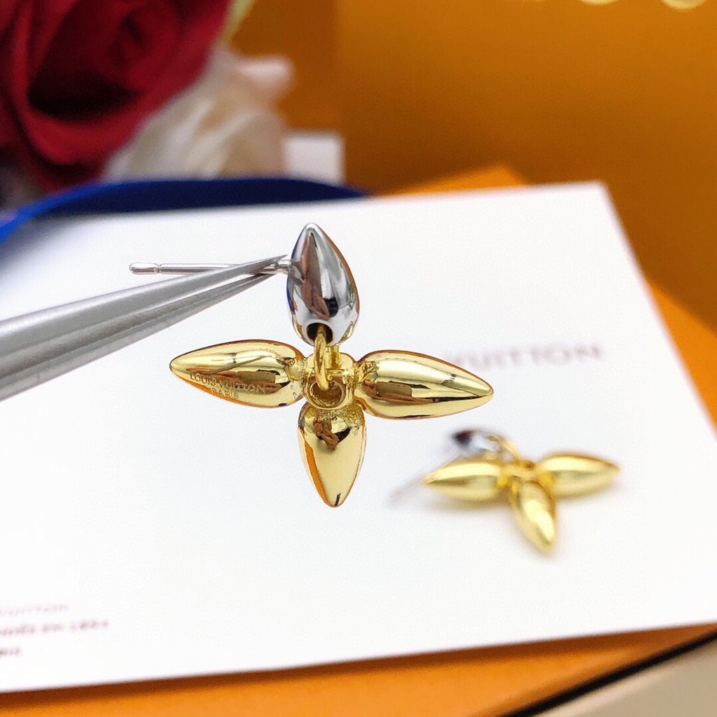 Louis Vuitton Silver-Tone Gold-Tone Monogram Polished Earrings - album image 4