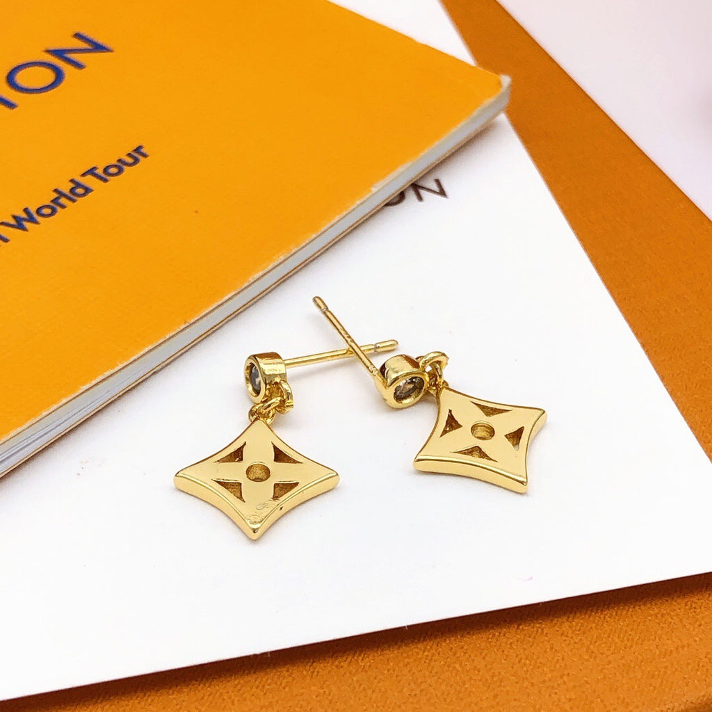 Louis Vuitton Monogram Polished Mini Earrings - album image 7