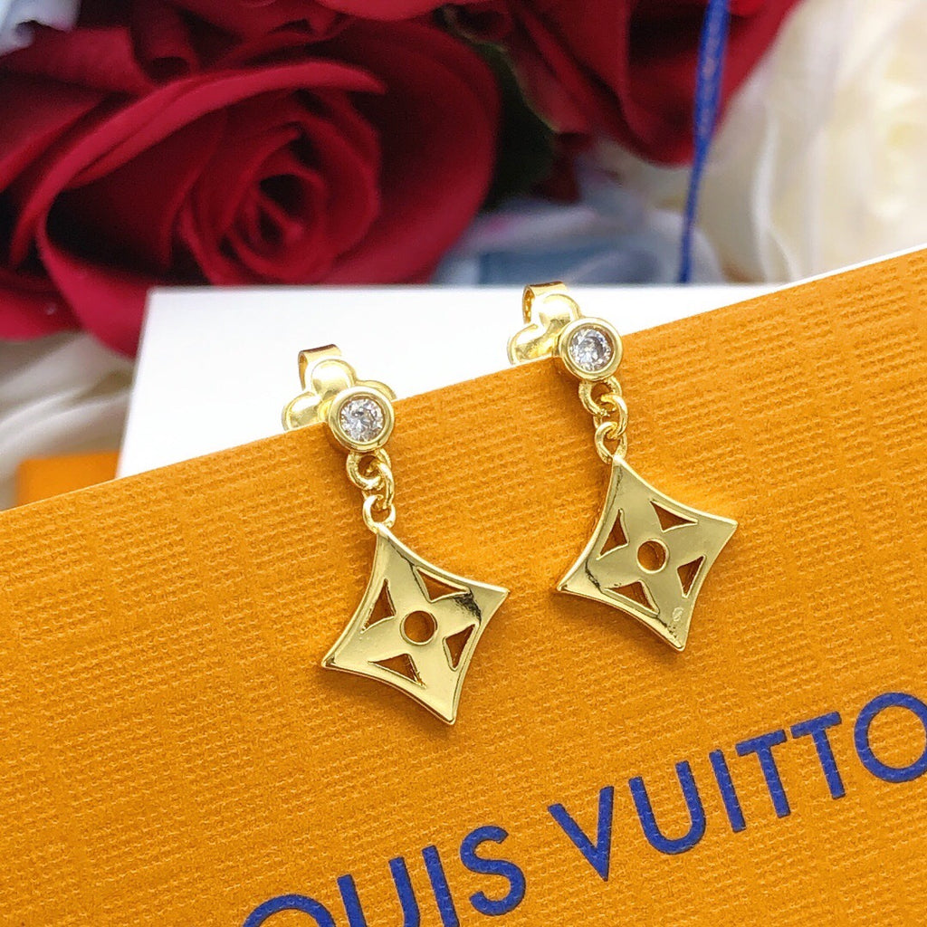 Louis Vuitton Monogram Polished Mini Earrings - album image 5