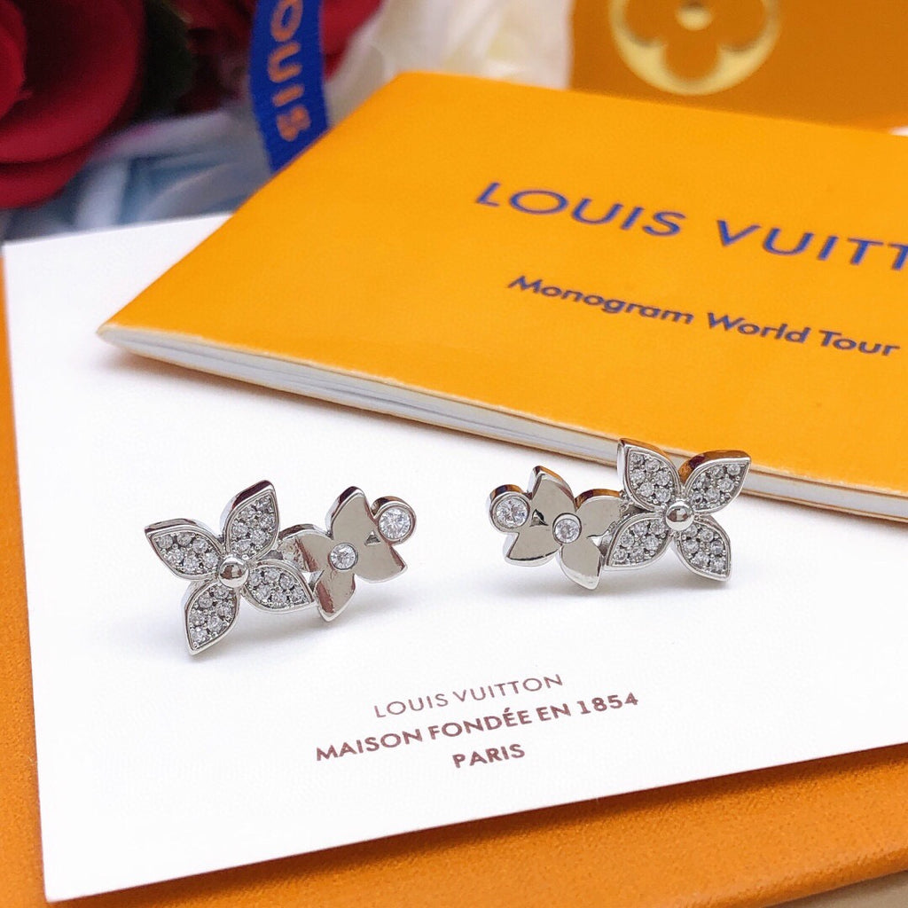 Louis Vuitton Star Monogram Crystal Accent Earrings - album image 8