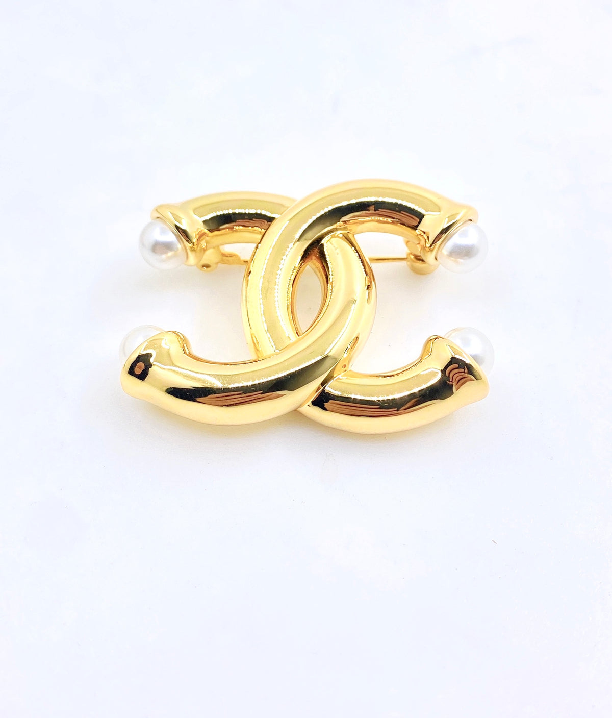 Chanel Pearl Polished Brooch - album image 1