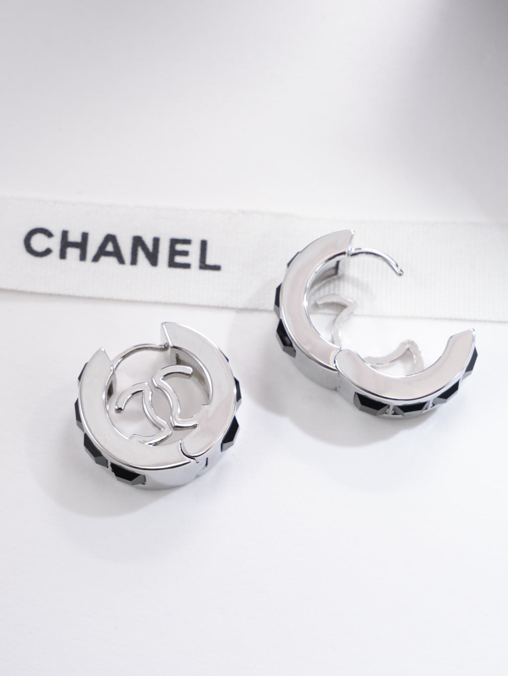 Chanel Silver-Tone Circular CC Stud Earrings - album image 5