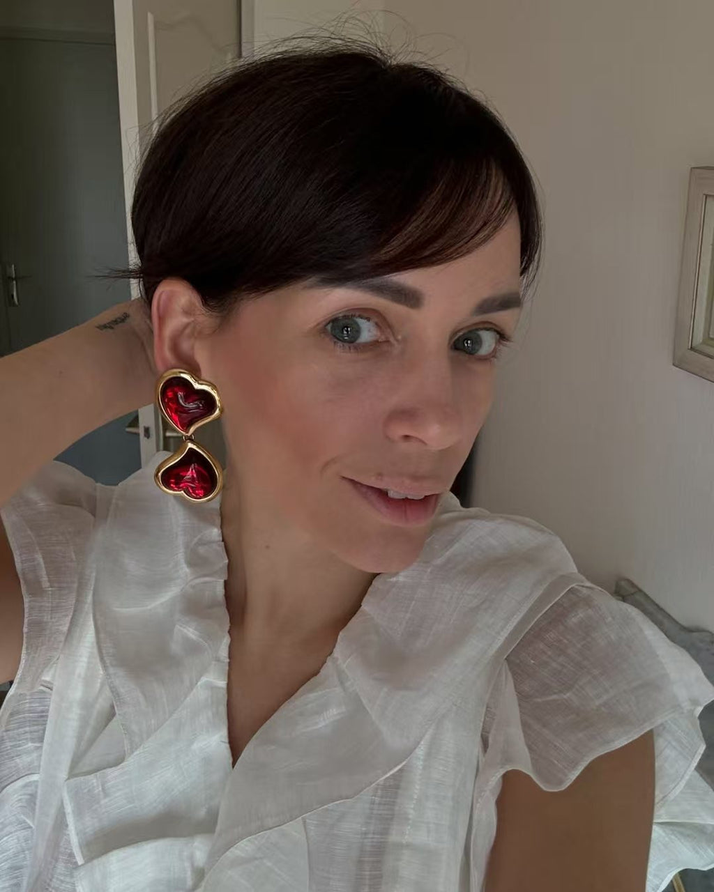 Saint Laurent Gold-Tone Red Resin Double-Heart Drop Earrings - album image 9
