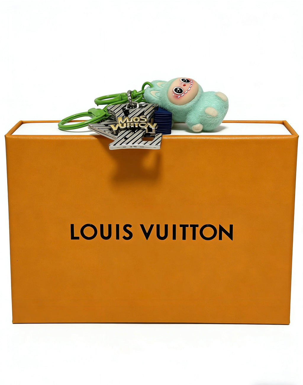 Louis Vuitton Green Character Keychain with Ring and Star Charm - album image 2