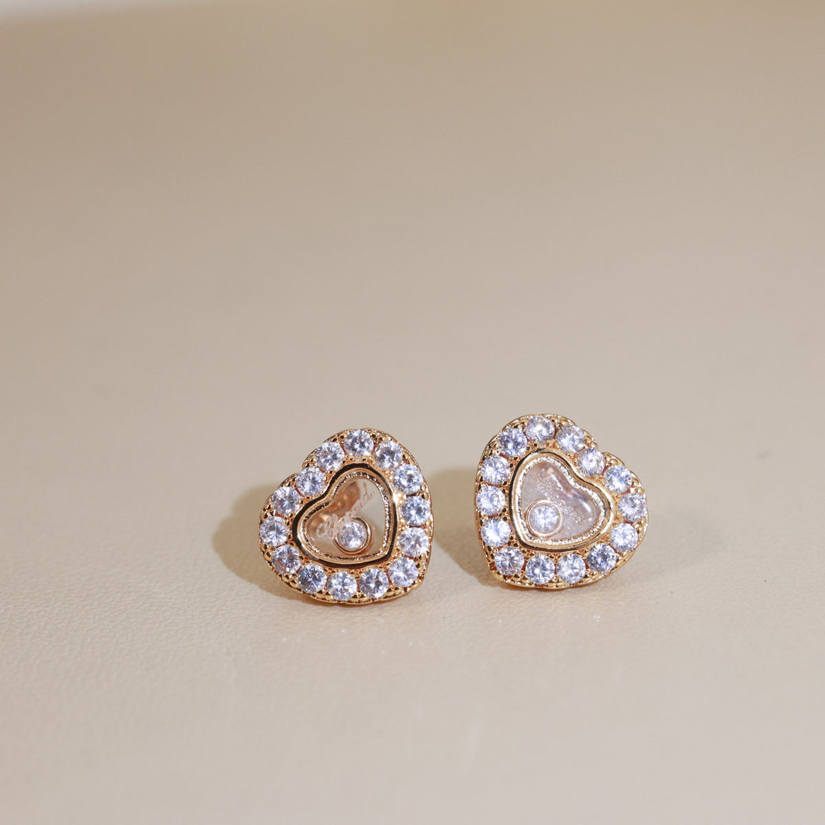 Chanel Antique Gold-Tone Rose Rose Gold-Tone Heart Crystal Accent Stud Earrings - album image 7