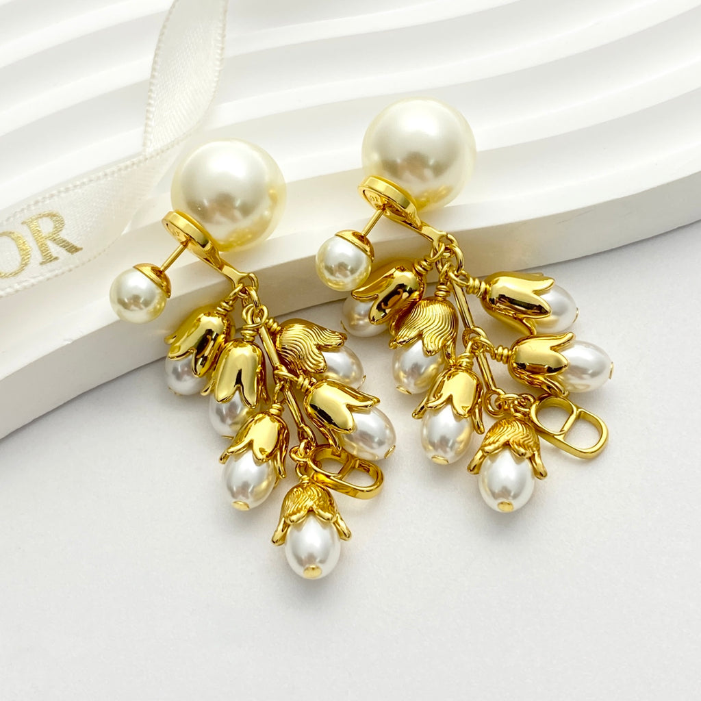 Dior Tribales Grape-Cluster Pearl-Look Earrings - product image 3