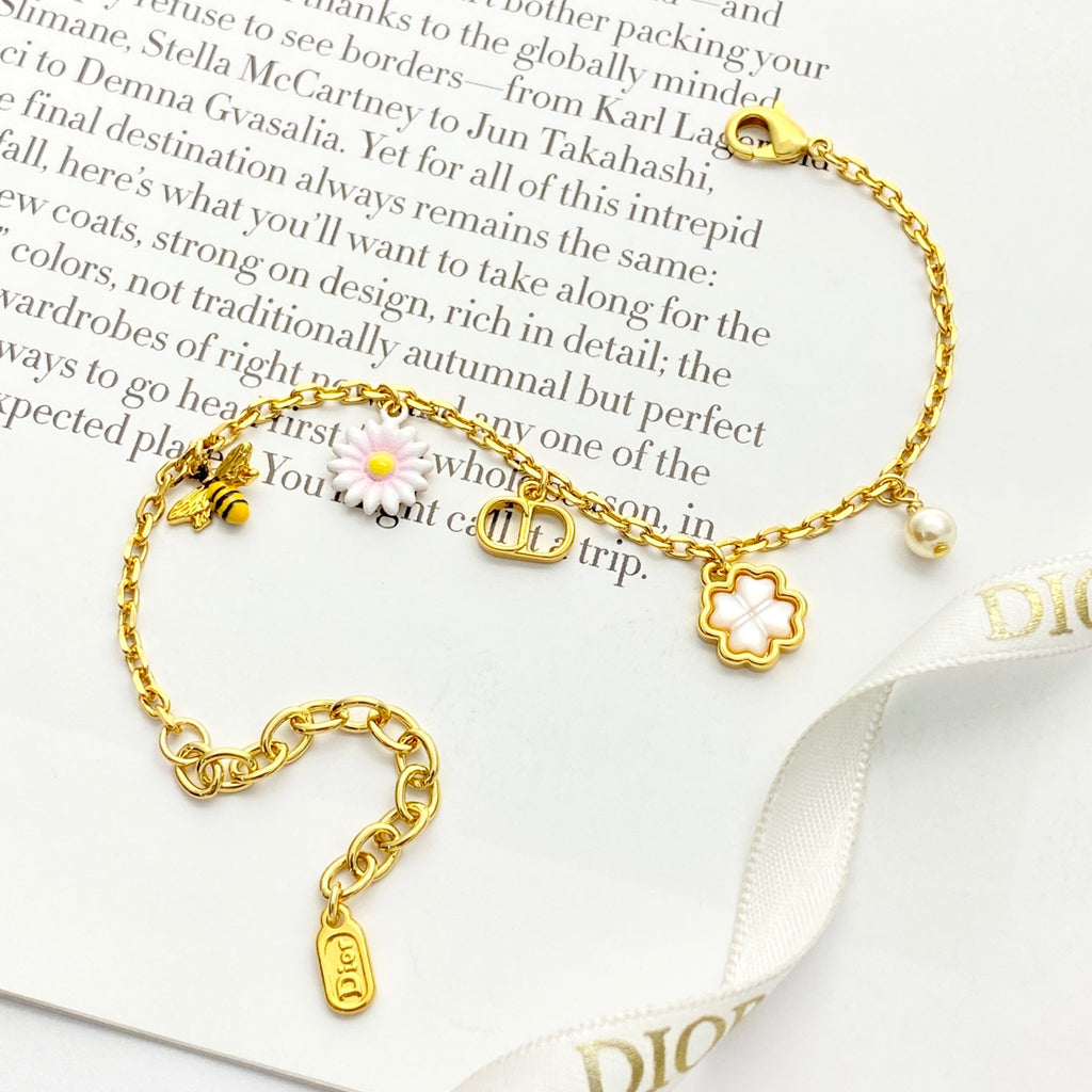 Dior Daisy Bee and CD Charm Bracelet - product image 7