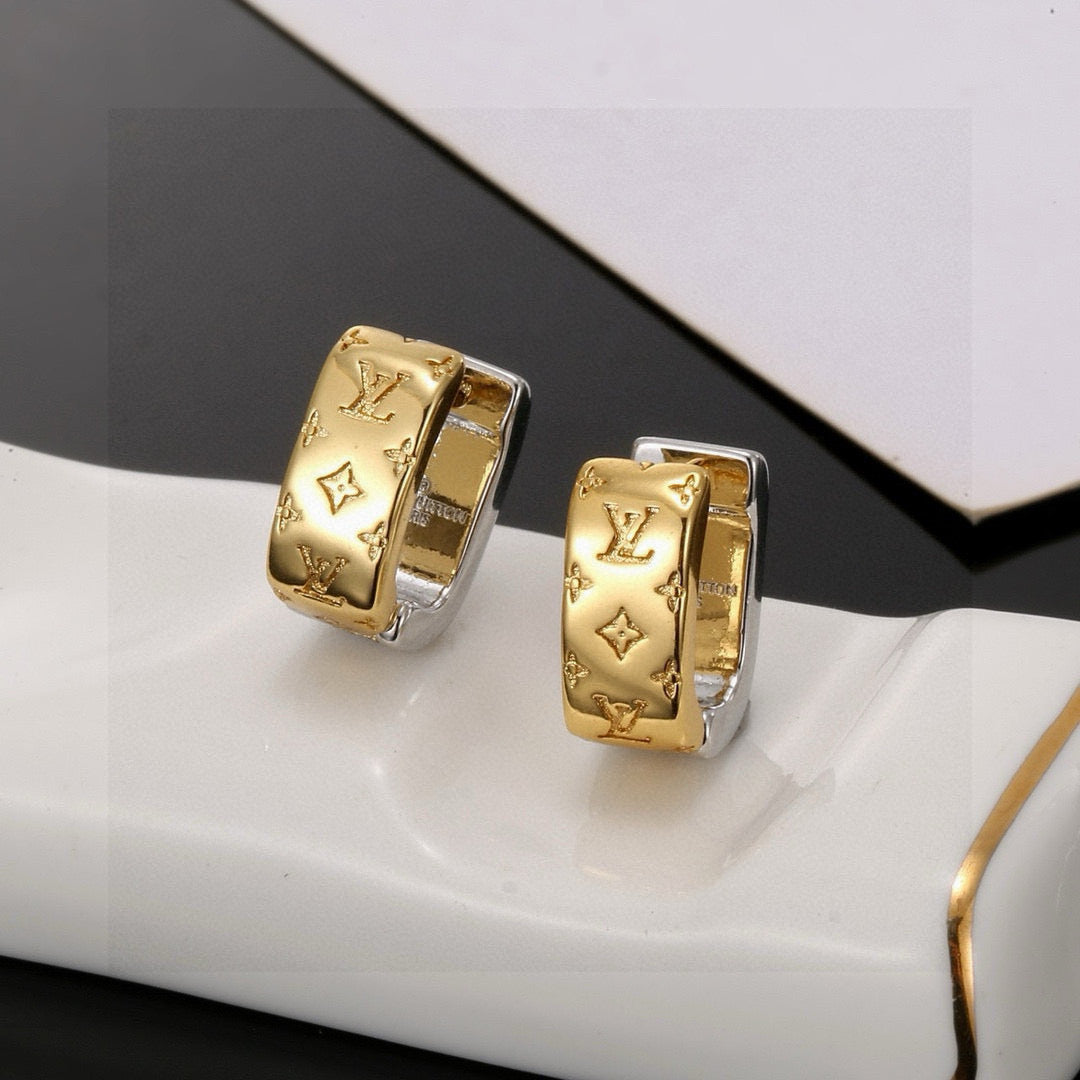 Louis Vuitton Iconic Clover Flower Monogram Openwork Twisted Earrings - album image 2