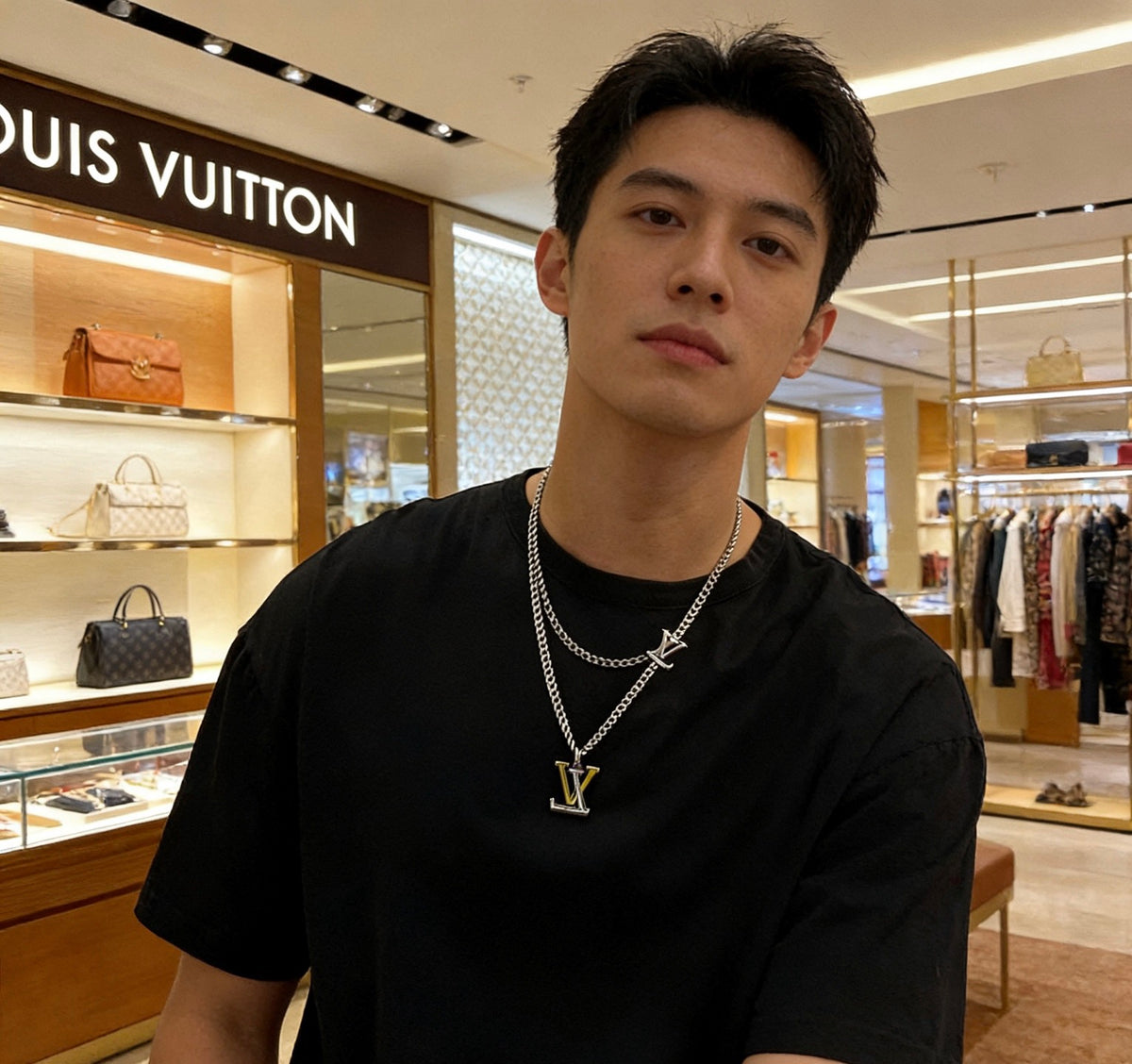 Louis Vuitton Silver-Tone Antiqued Chain Necklace - album image 8