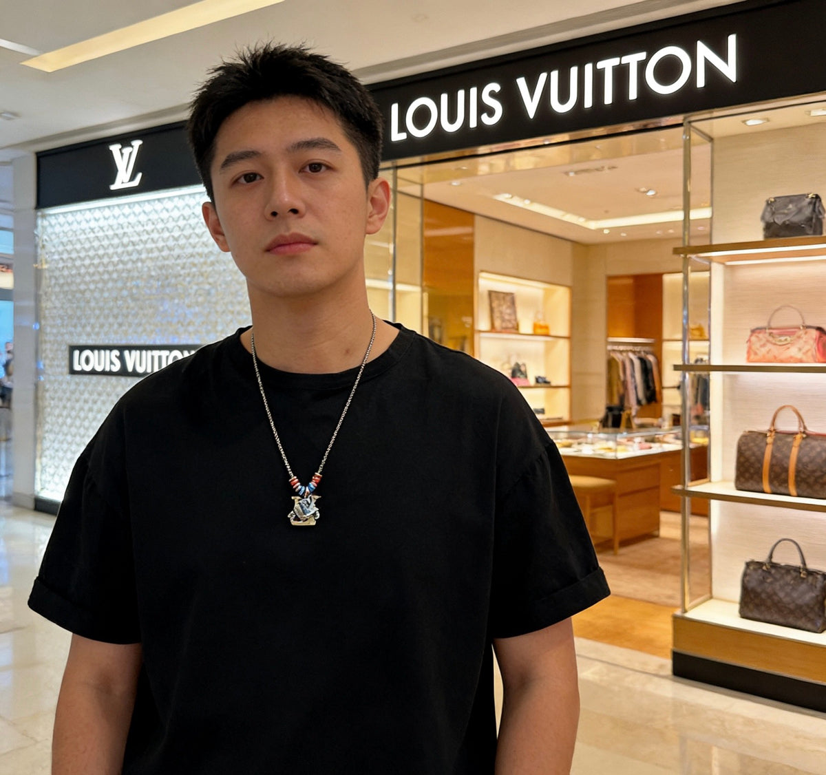 Louis Vuitton Silver-Tone Antiqued Chain Necklace - album image 4