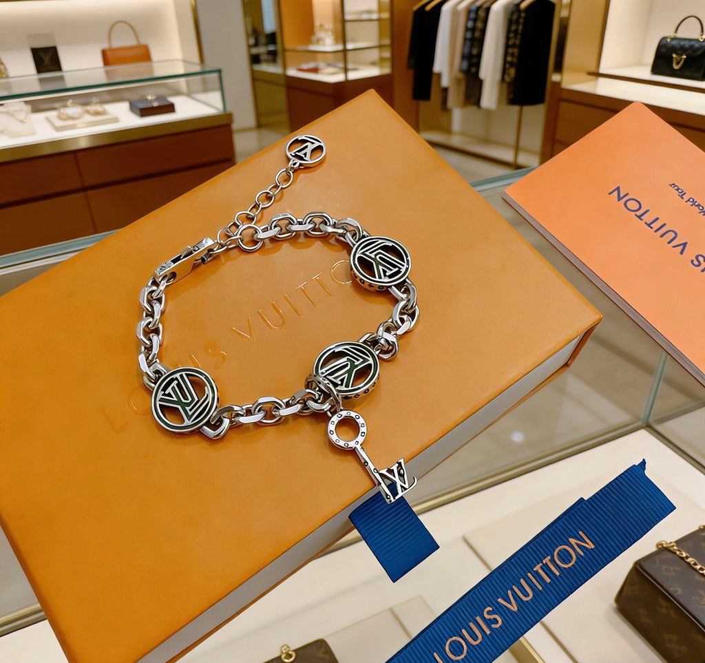 Louis Vuitton Silver-Tone Antiqued Cuban Link Chain Bracelet - album image 8