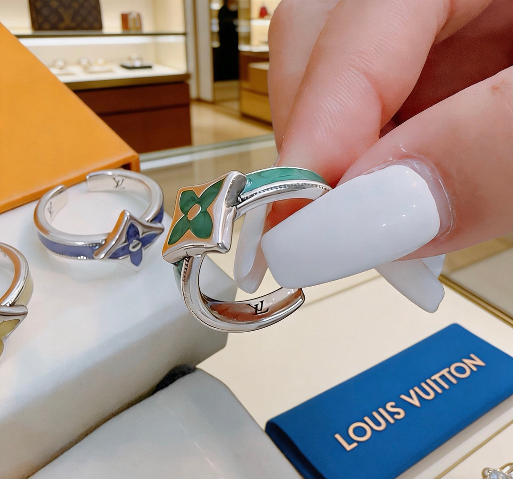 Louis Vuitton Silver-Tone Antiqued Ring - album image 4
