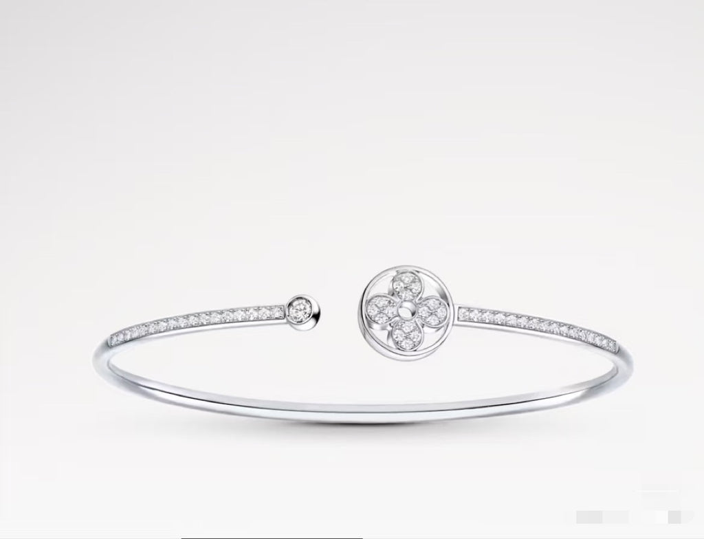 Louis Vuitton Clover Bangle - album image 1