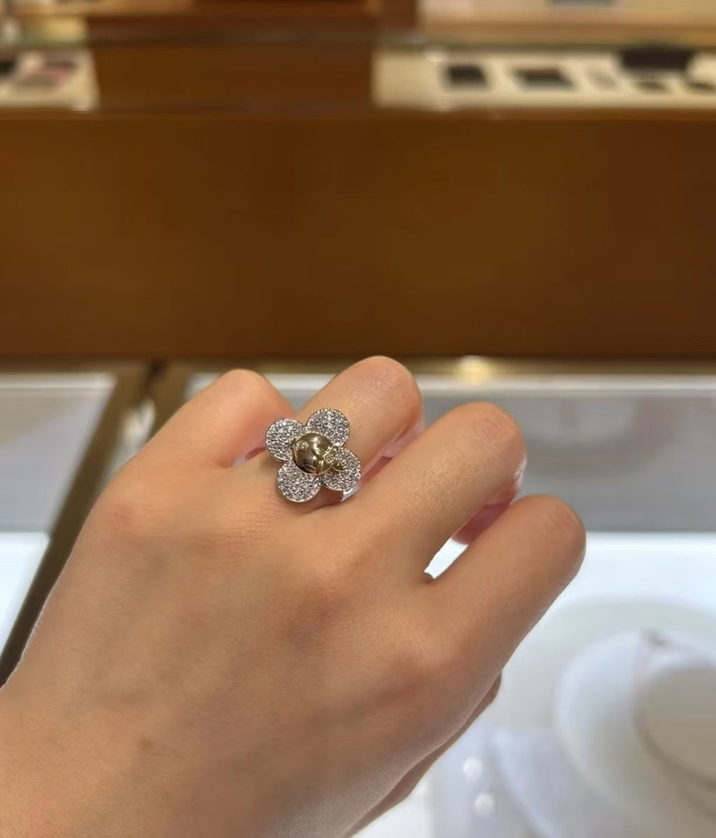 Louis Vuitton Sunflower LV Letter Open Ring - album image 4