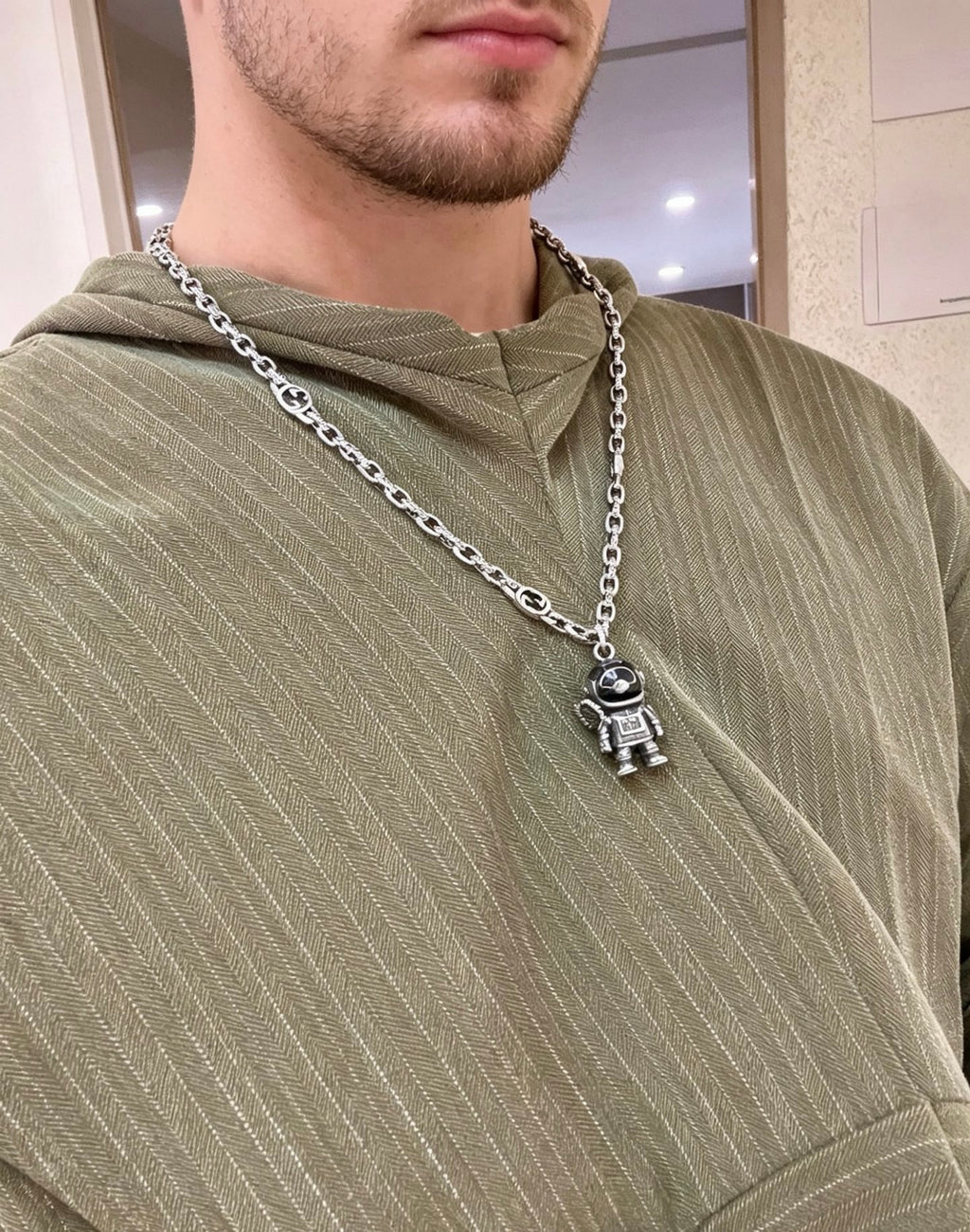 Gucci Anger Forest Interlocking G Pendant Antiqued Chain Necklace - album image 9