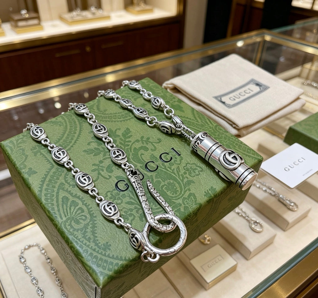 Gucci Anger Forest Interlocking G Antiqued Chain Necklace - album image 4