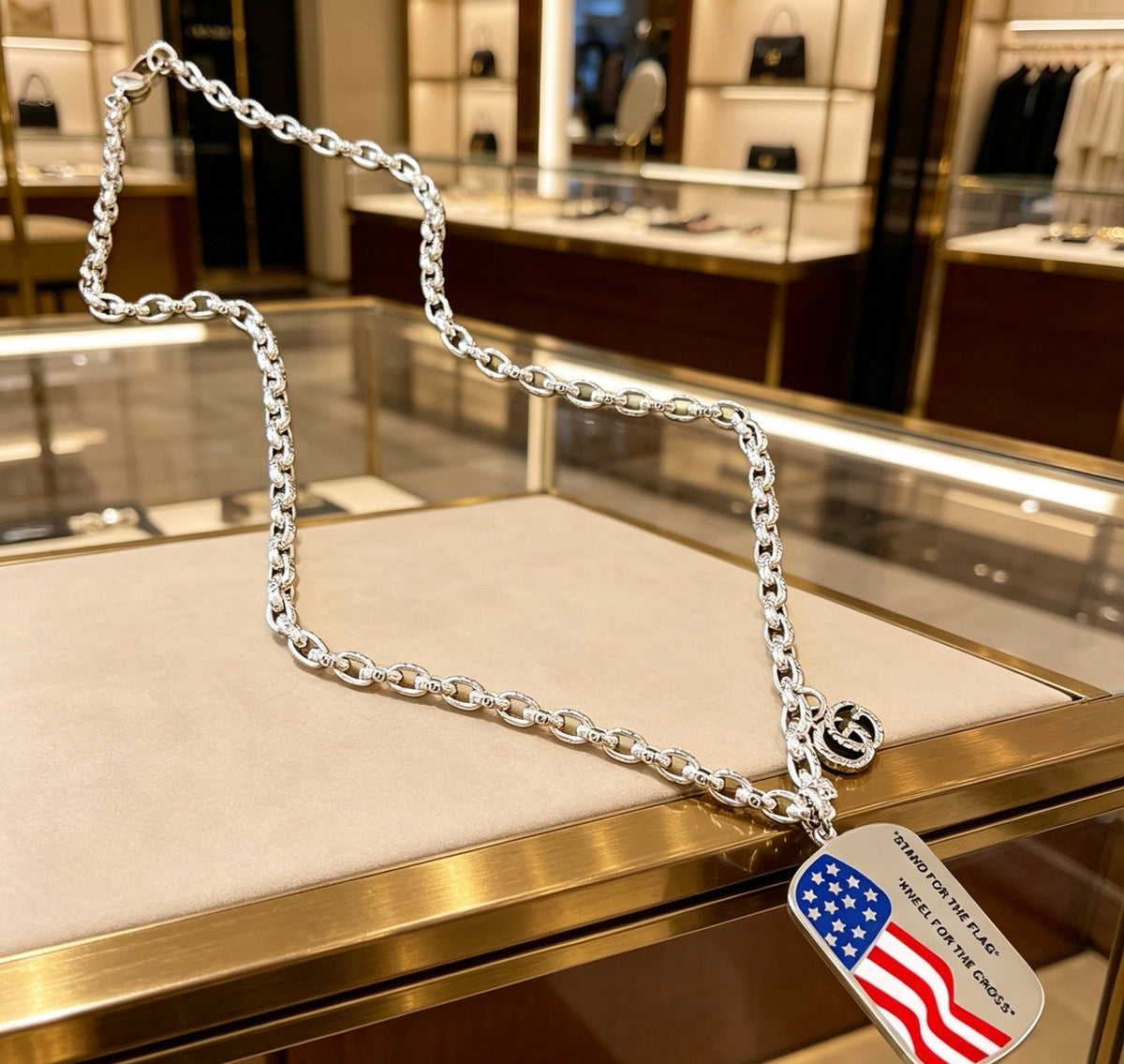 Gucci Anger Forest Interlocking G Antiqued Chain Necklace - album image 2