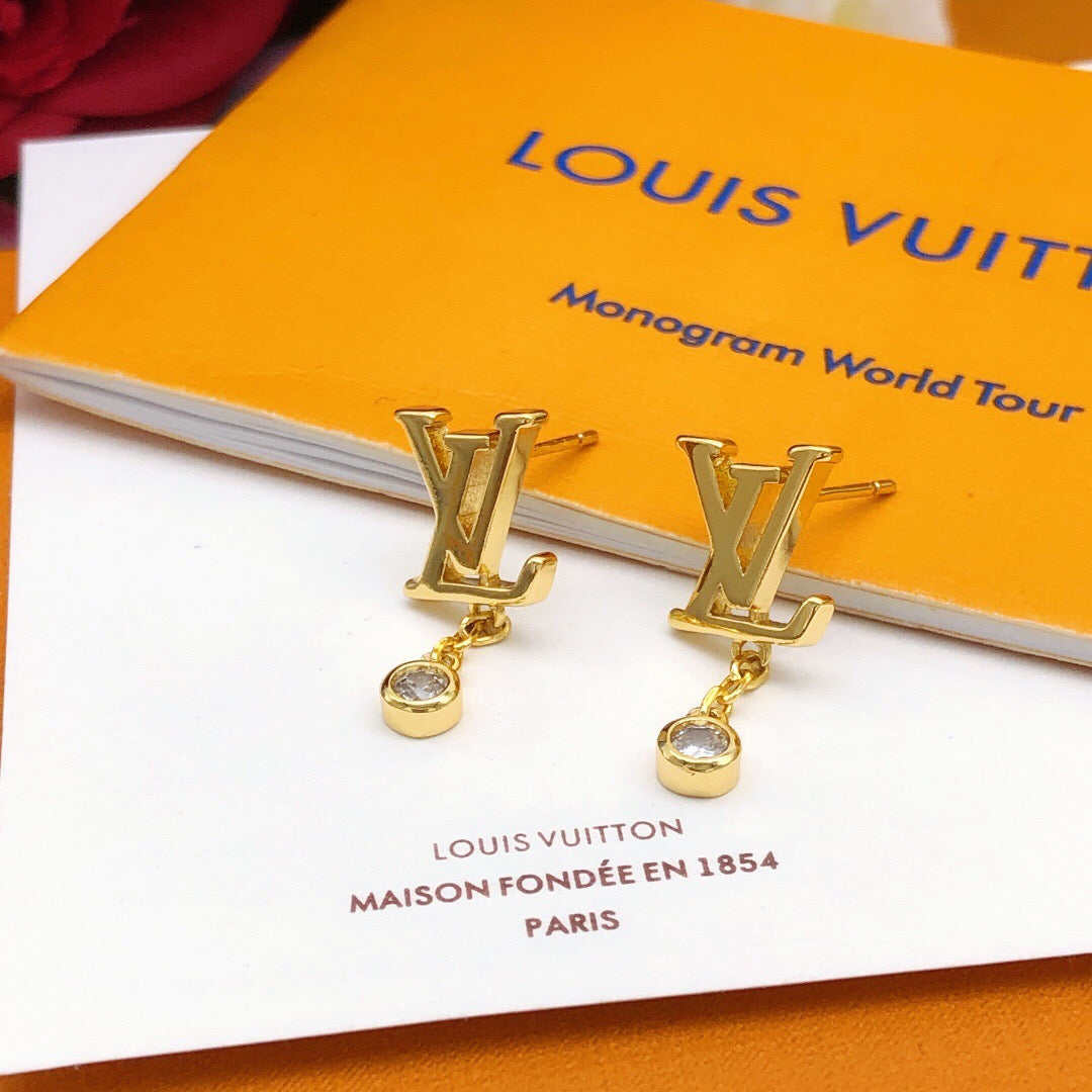 Louis Vuitton LV Letter Tassel Polished Earrings - album image 3