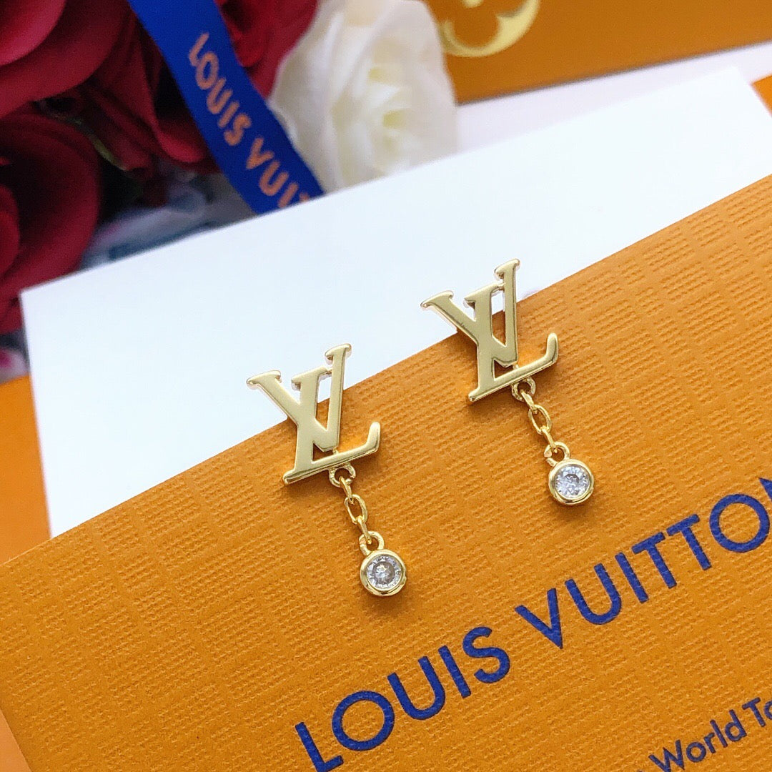 Louis Vuitton LV Letter Tassel Polished Earrings - album image 7