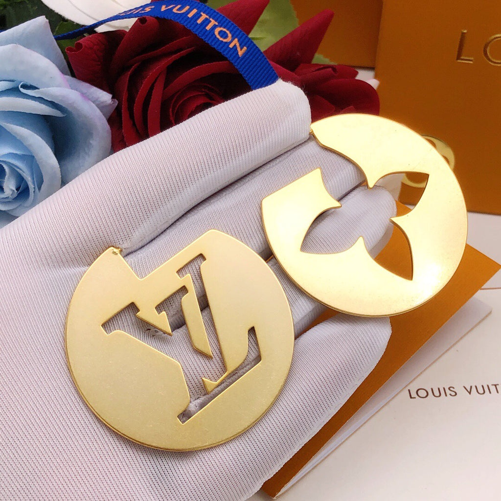 Louis Vuitton Monogram Circular Openwork Polished Earrings - album image 5
