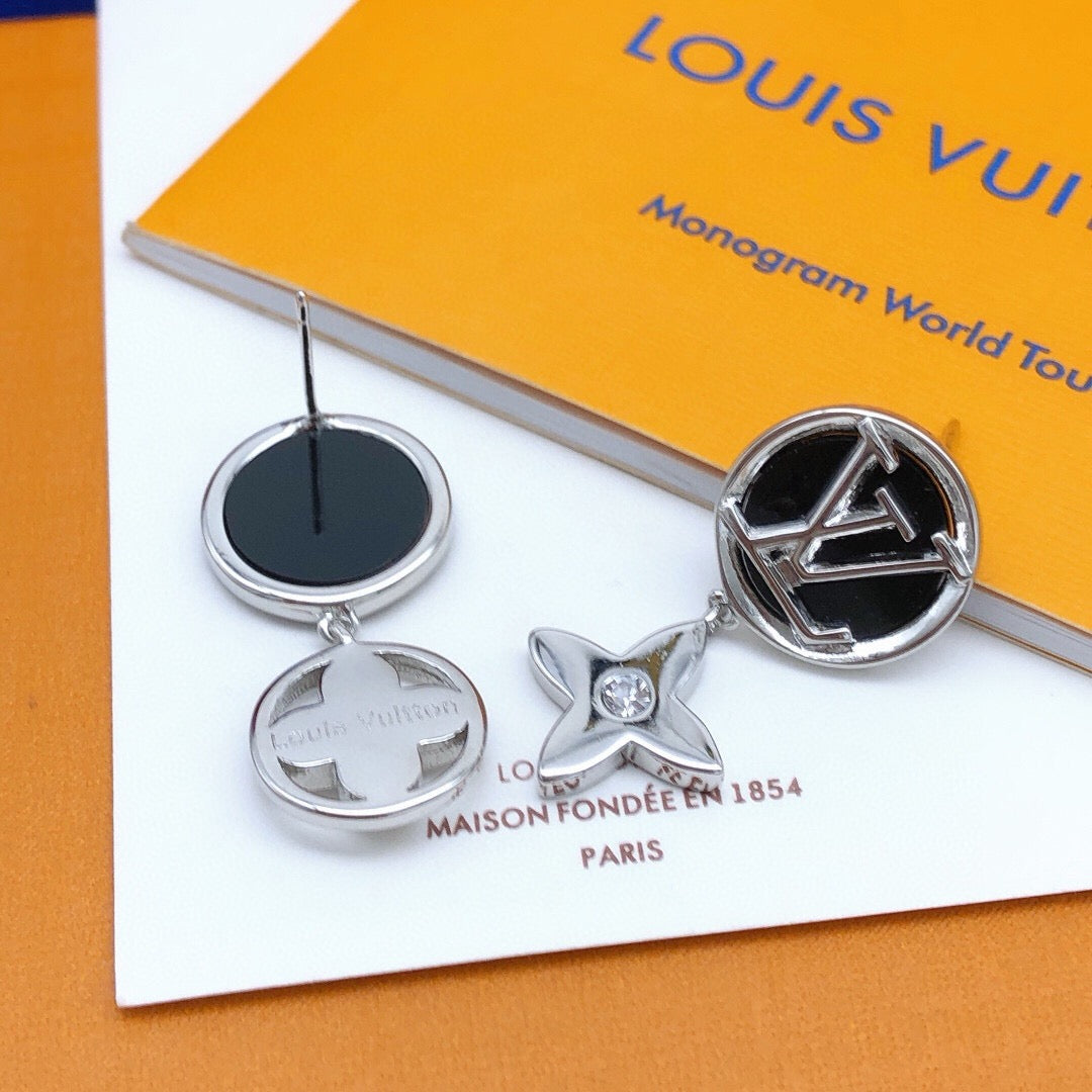 Louis Vuitton Black Circular Earrings - album image 4