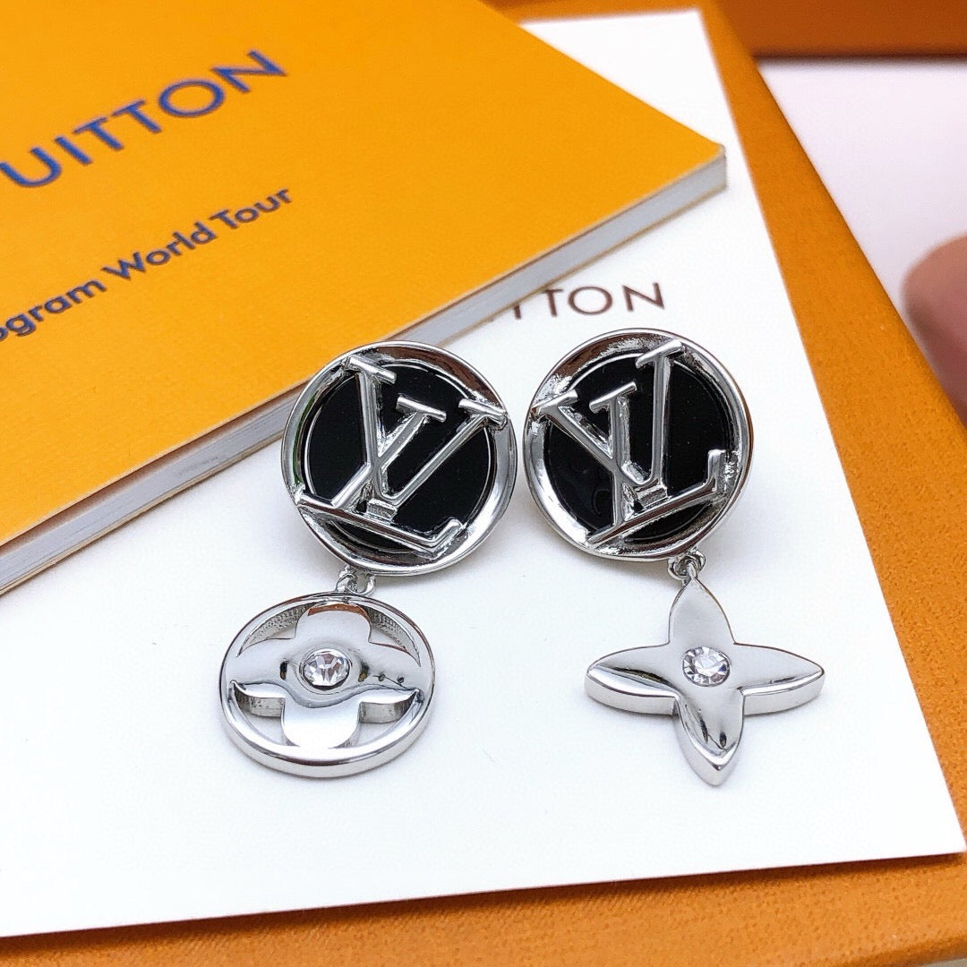 Louis Vuitton Black Circular Earrings - album image 6