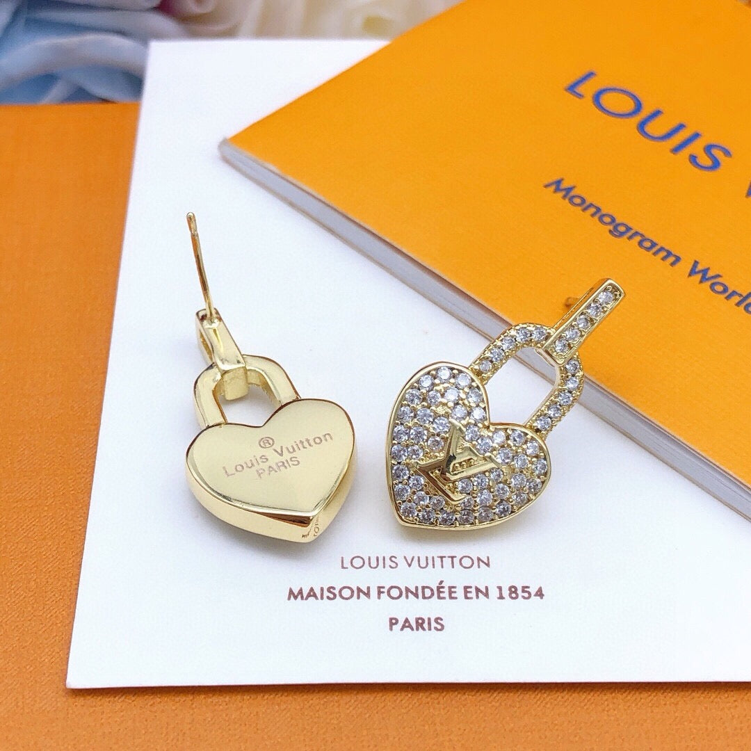 Louis Vuitton Heart Earrings - album image 3