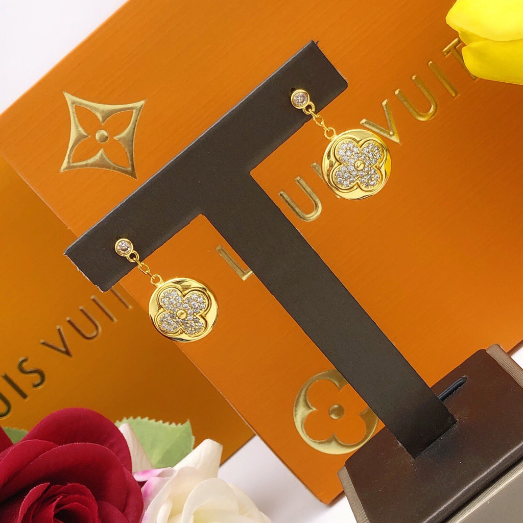 Louis Vuitton Circular Tassel Earrings - album image 8